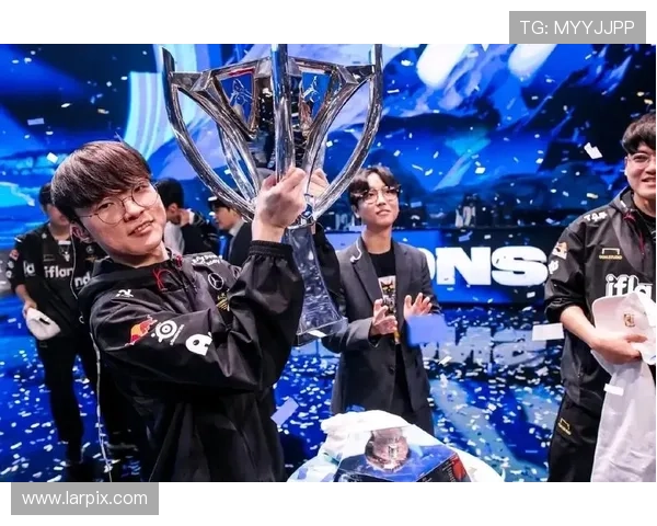 历届英雄联盟全球总决赛冠军回顾与分析:从最初的荣耀到如今的王者之路 历届英雄联盟全球总决赛冠军回顾与分析:从最初的荣耀到如今的王者之路