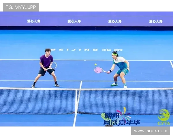 2025年网球赛季重磅回顾:新星崛起与传奇对决精彩纷呈 2025年网球赛季重磅回顾:新星崛起与传奇对决精彩纷呈