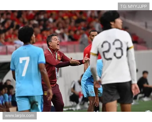 中国足球迎来新一轮挑战 亚洲杯备战进入关键阶段