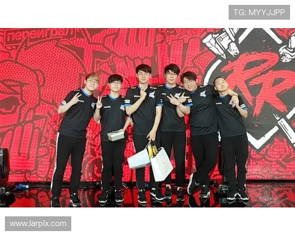 全球电竞格局重塑各大战队鏖战新赛季引爆年轻玩家热情 全球电竞格局重塑各大战队鏖战新赛季引爆年轻玩家热情