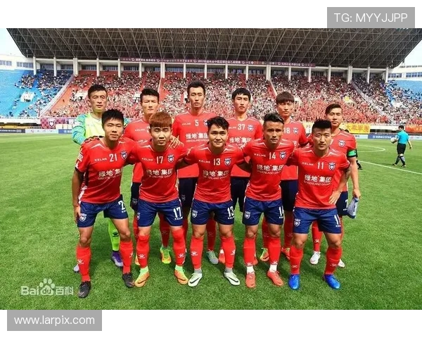 塞尔塔俱乐部百年荣耀传承与现代足球竞技精神的完美融合 塞尔塔俱乐部百年荣耀传承与现代足球竞技精神的完美融合