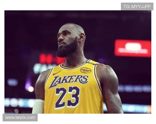 詹姆斯复出带领湖人力克勇士 获得赛季首场关键胜利